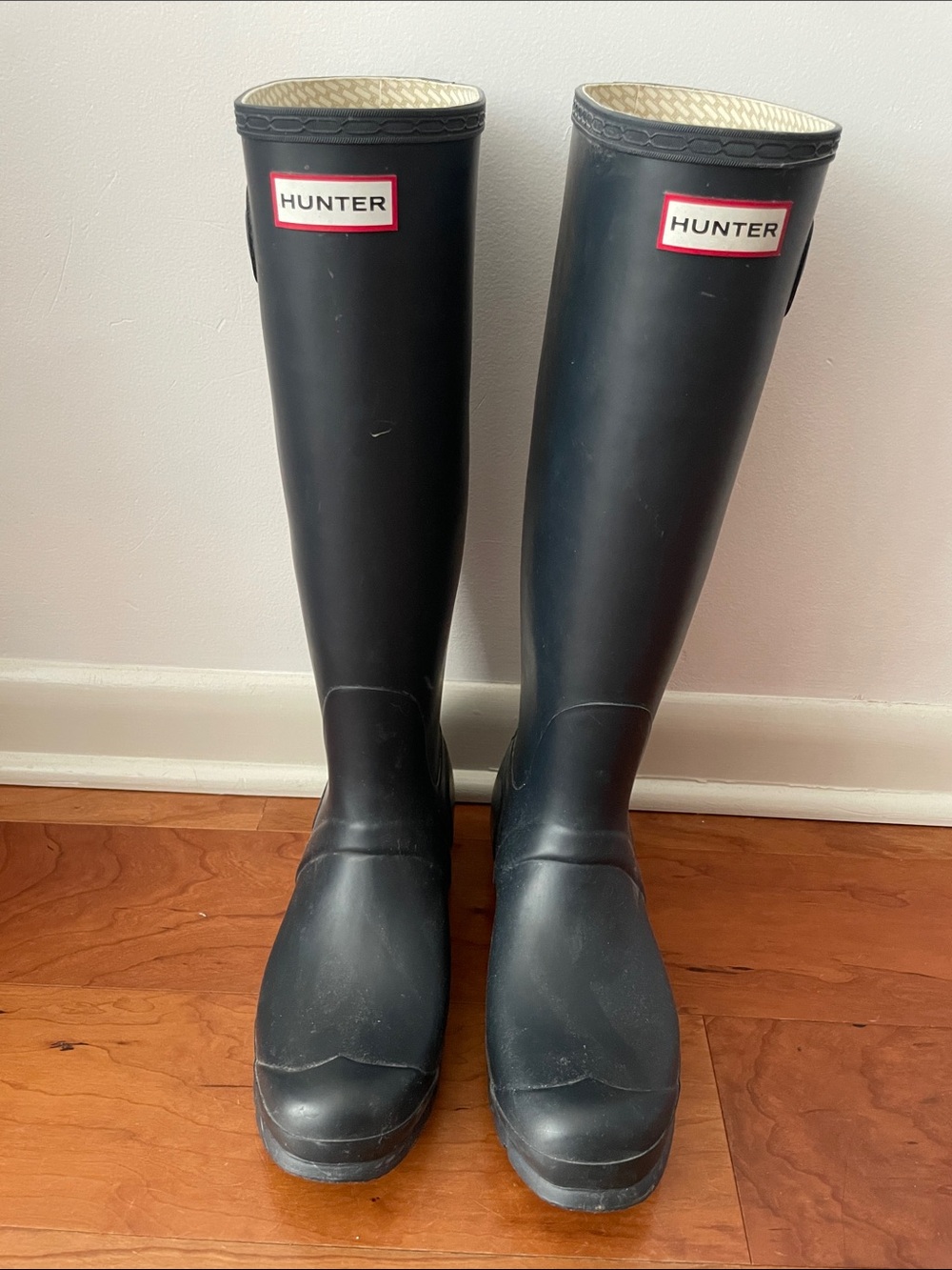 Hunter tall boots blue worn once US 8M / 9F